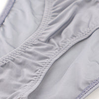 ラ・ポーム 伸縮GUS素材 セクシーハーフバックショーツ T字フロント×透け感デザイン 光沢感あるレディース下着 121034