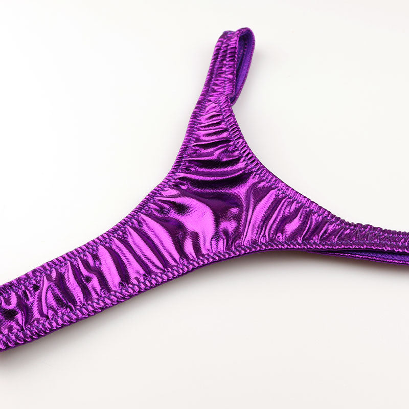 ラ・ポーム メタリック生地 光沢感 細くなったTフロント ハイカットTバックショーツ 222017