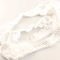 ラ・ポーム スタイリッシュ 股ワレハーフバック 光沢フェリカ×美レース使用 321239