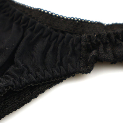 La-Pomme: Extremely small half-back shorts made with beautifully designed lace and smooth SSS fabric. 321257