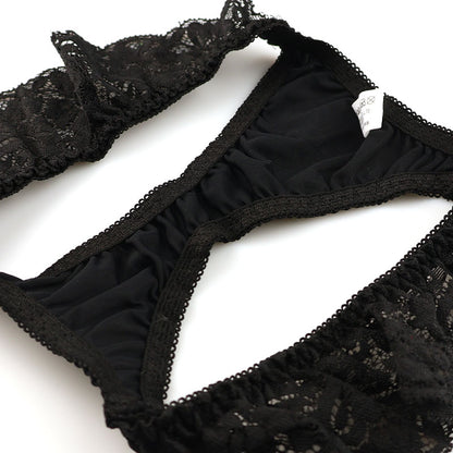 La-Pomme: Extremely small half-back shorts made with beautifully designed lace and smooth SSS fabric. 321257