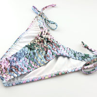 ユニセックス スパンコールプリント 上品微光沢ユニセックス極小脇ヒモハーフバック 723056