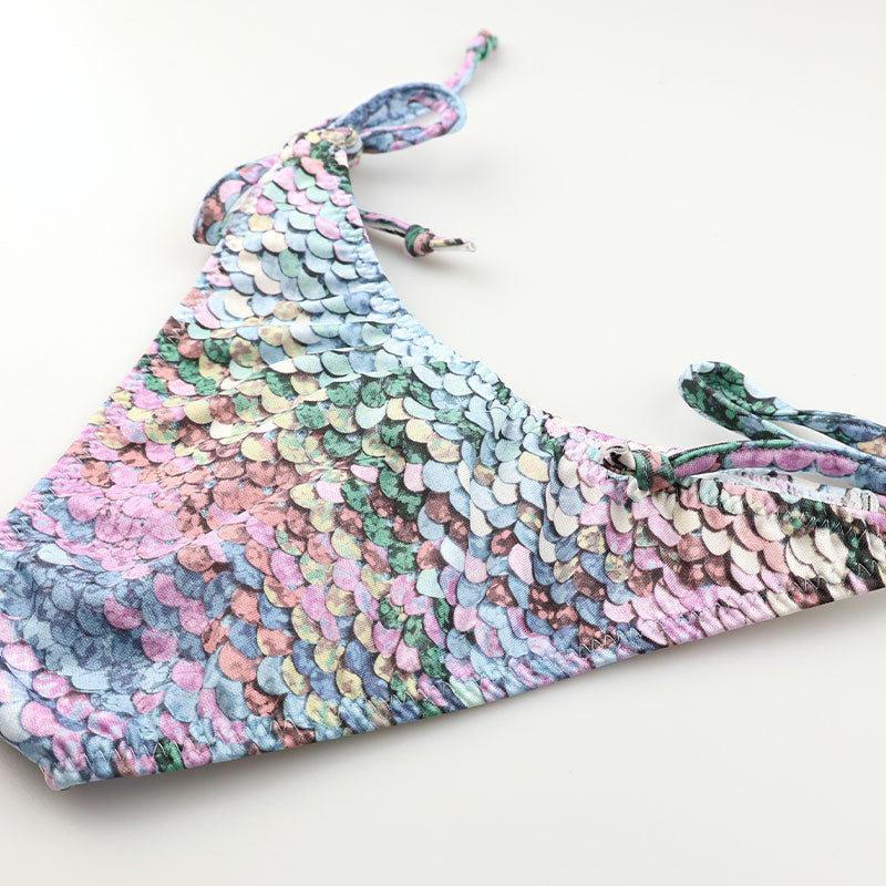 ユニセックス スパンコールプリント 上品微光沢ユニセックス極小脇ヒモハーフバック 723056