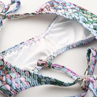 ユニセックス スパンコールプリント 上品微光沢ユニセックス極小脇ヒモハーフバック 723056