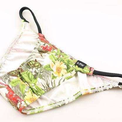 Men's soft, stretchy, slightly glossy fabric with an Amazon leaf print, low-rise, half-back bikini 723077