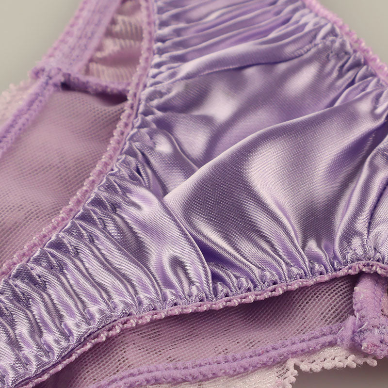 OUTLET】ラ・ポーム サテン生地 オープンクロッチ Tバック