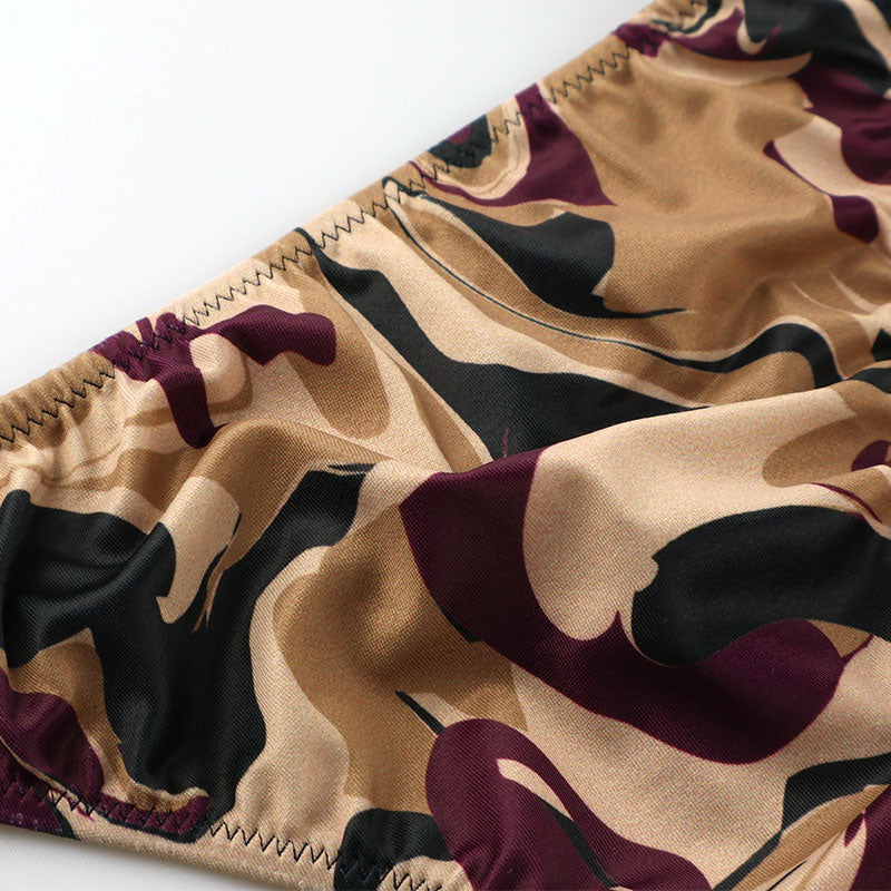 Unisex camouflage print SLKS half back shorts with silky feel 723024